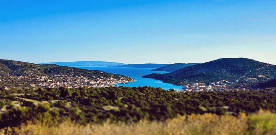 Villa Supuk Vinišće Kültér fotó