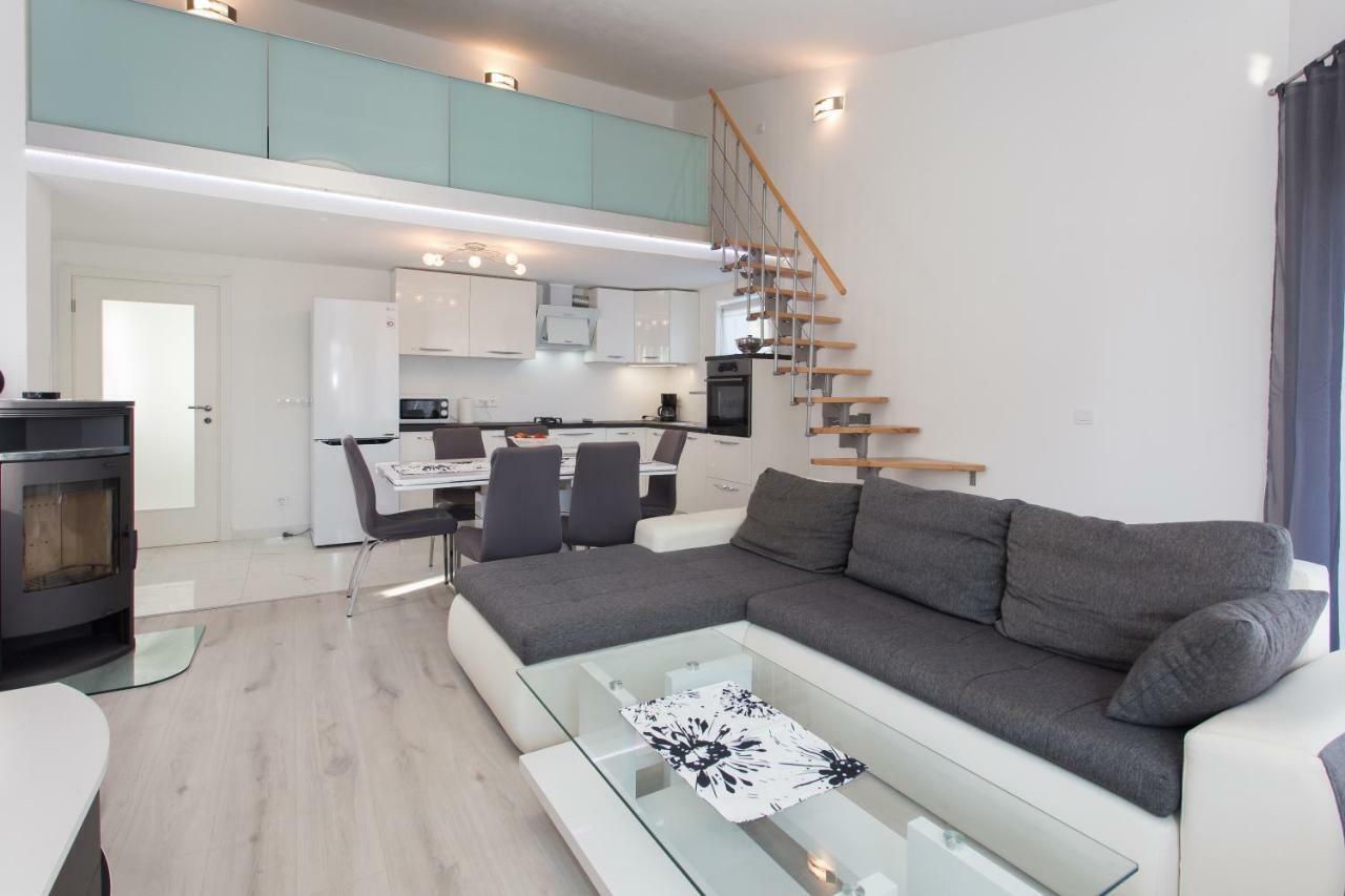 Villa Supuk Vinišće Kültér fotó